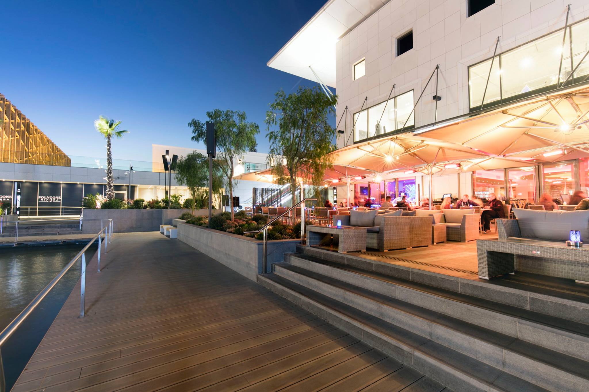 Restaurant Bord De Plage Cagnes Sur Mer Réservez en ligne : LA TERRASSE Restaurant à CAGNES-SUR-MER (06800)